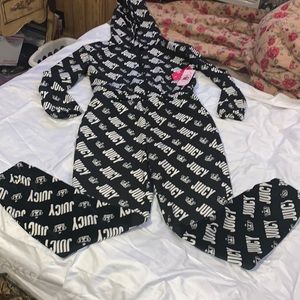 Crown Juicy couture heavy one piece hooded outfit with pockets omg beautiful 😻